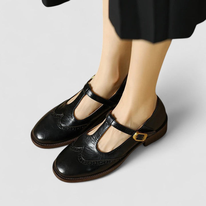 LYN – CLASSIC T-BAR MARY JANE FLATS